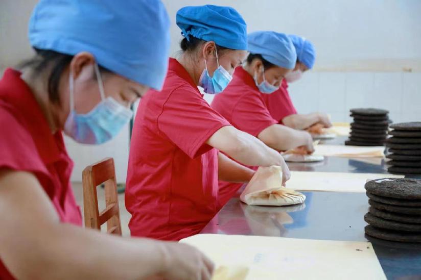 开云体育 开云平台健全茶业产业链 全力助推乡村振兴(图2) 开云体育 开云平台健全茶业产业链 全力助推乡村振兴(图2)