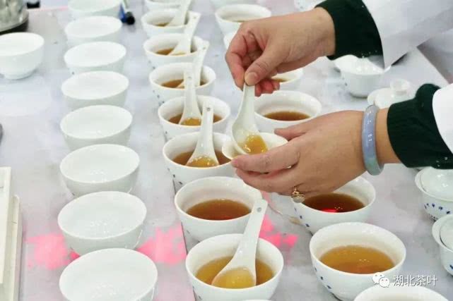 开云体育 开云平台湖北省茶业2019年度十件大事(图4) 开云体育 开云平台湖北省茶业2019年度十件大事(图4)