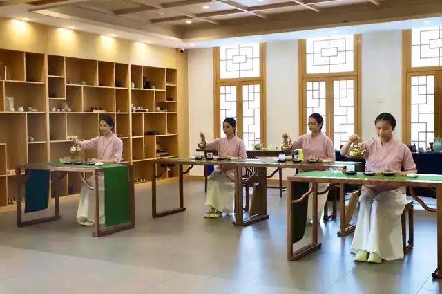 开云 开云体育中国茶叶是如何从衰败走向新辉煌的:回望中国茶叶100年(全)(图16) 开云 开云体育中国茶叶是如何从衰败走向新辉煌的:回望中国茶叶100年(全)(图16)