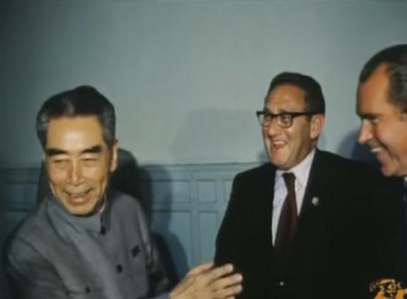 1972年开云体育 开云官网尼克松不满意毛主席送的4两茶叶周总理一句话令其动容(图7) 1972年开云体育 开云官网尼克松不满意毛主席送的4两茶叶周总理一句话令其动容(图7)