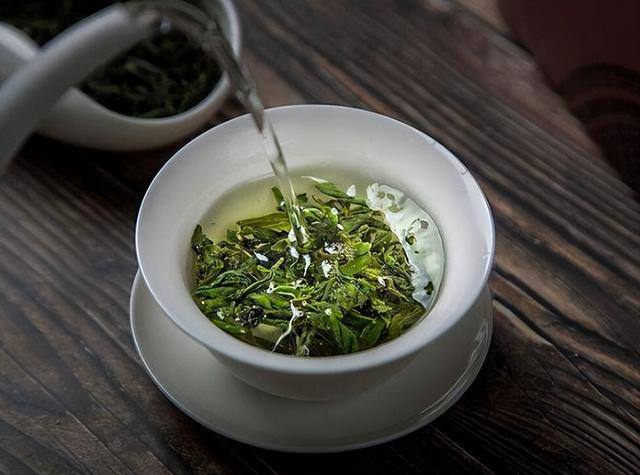 开云体育 开云平台茶叶究竟哪一道最好喝?行家:学问大着呢茶叶不同情况不同(图3) 开云体育 开云平台茶叶究竟哪一道最好喝?行家:学问大着呢茶叶不同情况不同(图3)