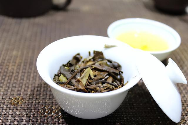 开云体育 开云平台茶叶究竟哪一道最好喝?行家:学问大着呢茶叶不同情况不同(图6) 开云体育 开云平台茶叶究竟哪一道最好喝?行家:学问大着呢茶叶不同情况不同(图6)