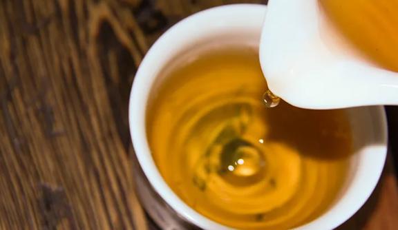 开云体育 开云官网都是茶叶入冬喝红茶、绿茶有啥区别?行家:区别很大弄懂再喝(图8) 开云体育 开云官网都是茶叶入冬喝红茶、绿茶有啥区别?行家:区别很大弄懂再喝(图8)