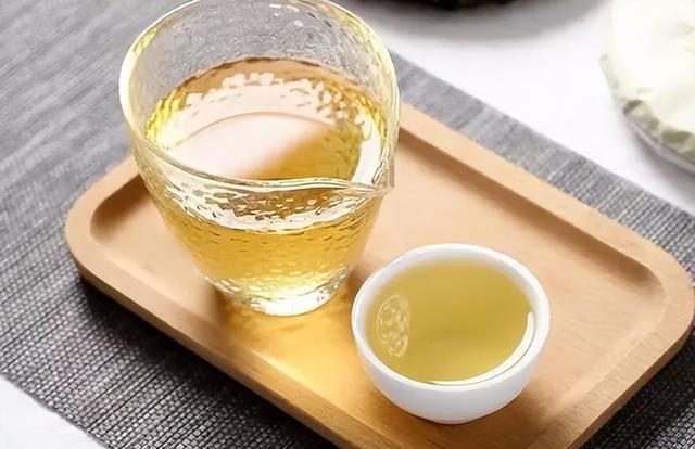茶叶总是泡得苦涩?记住这3个要点开云 开云体育新手也能轻松泡出香甜好茶(图6) 茶叶总是泡得苦涩?记住这3个要点开云 开云体育新手也能轻松泡出香甜好茶(图6)