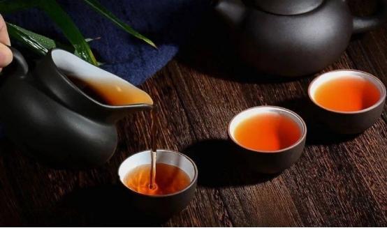 开云体育 开云官网不足百元的茶叶能喝吗?老茶客:“口粮茶”才是属于老百姓的茶(图3) 开云体育 开云官网不足百元的茶叶能喝吗?老茶客:“口粮茶”才是属于老百姓的茶(图3)