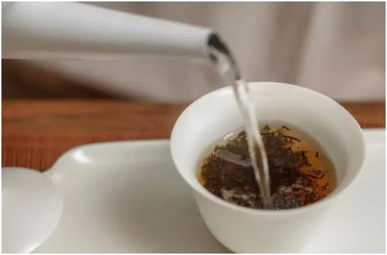 家中翻出来5年的茶叶还能喝吗?茶叶的保质期是多久建议了解开云APP 开云体育(图7) 家中翻出来5年的茶叶还能喝吗?茶叶的保质期是多久建议了解开云APP 开云体育(图7)