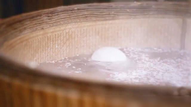 开云体育 开云官网《三生三世枕上书》青狐咽龙丸青瓷女王好飒白龙王配茶叶蛋(图2) 开云体育 开云官网《三生三世枕上书》青狐咽龙丸青瓷女王好飒白龙王配茶叶蛋(图2)