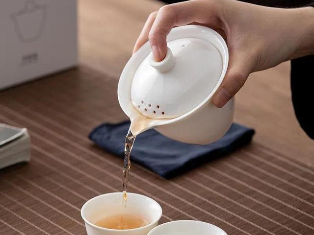 开云体育 开云平台为什么你泡的红茶不香可能是忽略了这5个细节别不当回事(图11) 开云体育 开云平台为什么你泡的红茶不香可能是忽略了这5个细节别不当回事(图11)