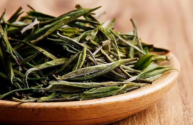 家里的茶叶只要不变质开云 开云体育就能一直喝?业内行家解惑:可别再喝了(图6) 家里的茶叶只要不变质开云 开云体育就能一直喝?业内行家解惑:可别再喝了(图6)