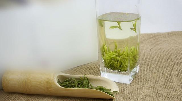 家里的茶叶只要不变质开云 开云体育就能一直喝?业内行家解惑:可别再喝了(图7) 家里的茶叶只要不变质开云 开云体育就能一直喝?业内行家解惑:可别再喝了(图7)