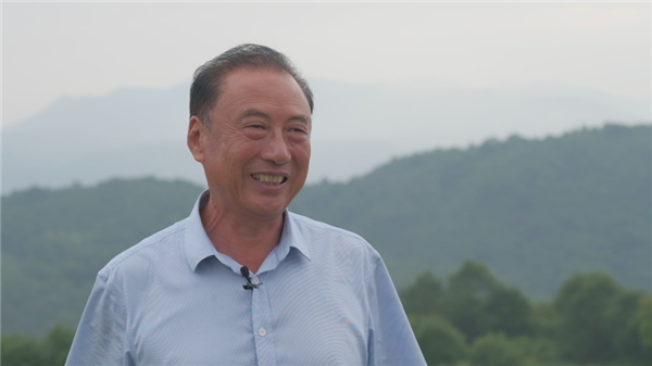 村民收入翻1开云体育 开云平台2倍 集体收入百万 京东超市采用供应链建设等五项举措打造茗茶奔富村(图2) 村民收入翻1开云体育 开云平台2倍 集体收入百万 京东超市采用供应链建设等五项举措打造茗茶奔富村(图2)