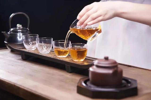 开云 开云体育官网保存茶叶最忌直接放冰箱?学会3个存放方法茶叶放多久都好喝(图8) 开云 开云体育官网保存茶叶最忌直接放冰箱?学会3个存放方法茶叶放多久都好喝(图8)