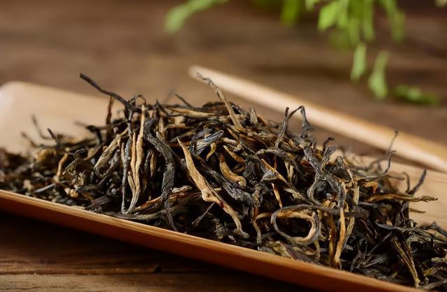 开云 开云体育APP喝茶误区:洗茶一定能保证卫生行家:真正的好茶是不用洗的(图3) 开云 开云体育APP喝茶误区:洗茶一定能保证卫生行家:真正的好茶是不用洗的(图3)