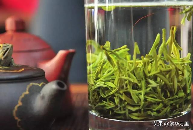 开云 开云体育APP江苏喝茶“怪象”行家不太待见碧螺春却偏爱这3款“廉价茶”(图10) 开云 开云体育APP江苏喝茶“怪象”行家不太待见碧螺春却偏爱这3款“廉价茶”(图10)