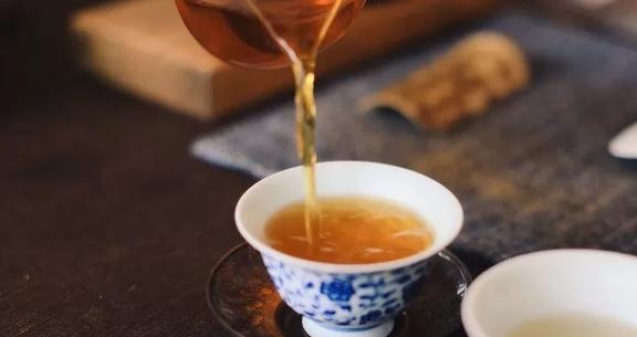 “冬喝茶心不开云 开云体育慌”!行家建议:入冬喝茶牢记“2喝2不喝”(图3) “冬喝茶心不开云 开云体育慌”!行家建议:入冬喝茶牢记“2喝2不喝”(图3)