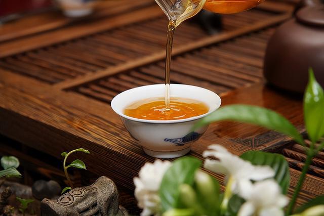 开云 开云体育平台俗话说:“生吃萝卜淡饮茶”为什么不能喝浓茶?主要有2点原因(图3) 开云 开云体育平台俗话说:“生吃萝卜淡饮茶”为什么不能喝浓茶?主要有2点原因(图3)