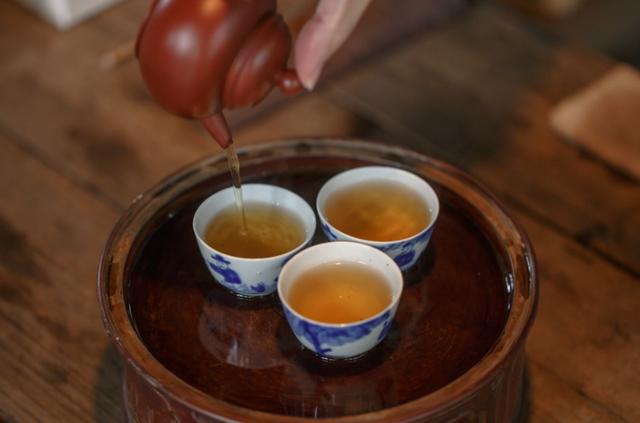 开云体育 开云官网颠覆三观!茶叶造假竟这么猖狂原来这3类是“添加茶”别喝了(图2) 开云体育 开云官网颠覆三观!茶叶造假竟这么猖狂原来这3类是“添加茶”别喝了(图2)