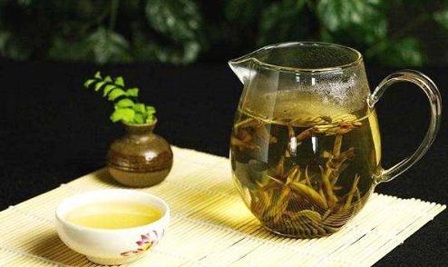 隔夜茶就是“毒水”?实际情况真的是这样吗?听听行家是怎开云 开云体育APP么说的(图1) 隔夜茶就是“毒水”?实际情况真的是这样吗?听听行家是怎开云 开云体育APP么说的(图1)