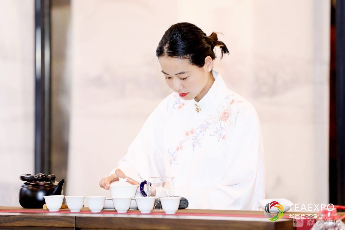 开云 开云体育2万种茶叶亮相第四届中国(南京)国际茶博会(图8) 开云 开云体育2万种茶叶亮相第四届中国(南京)国际茶博会(图8)