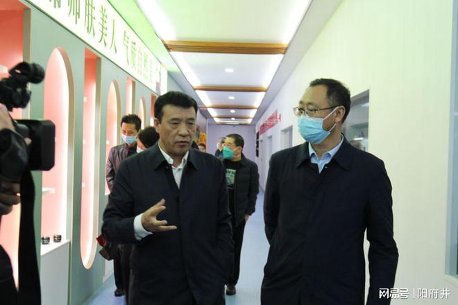 省社科院院长张峻一行走进茗玥茶叶宣讲二十大开云 开云体育(图2) 省社科院院长张峻一行走进茗玥茶叶宣讲二十大开云 开云体育(图2)
