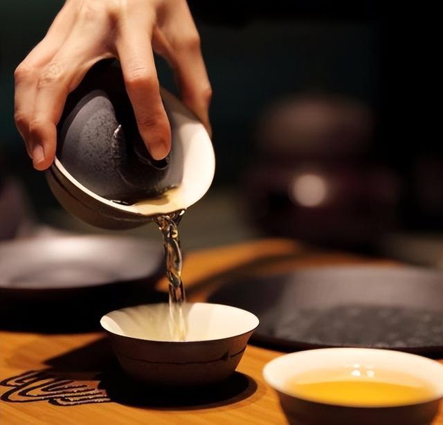 开云 开云体育平台茶叶怎么泡才好喝?泡茶顺序很重要记住3点茶汤香醇又甘甜(图8) 开云 开云体育平台茶叶怎么泡才好喝?泡茶顺序很重要记住3点茶汤香醇又甘甜(图8)