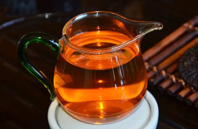 茶叶小白如何选茶?5招教你辨别茶叶好坏!简单粗暴但是很有效!开云体育 开云官网(图4) 茶叶小白如何选茶?5招教你辨别茶叶好坏!简单粗暴但是很有效!开云体育 开云官网(图4)