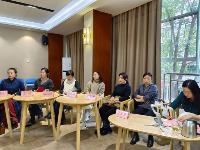 湘西州茶开云体育 开云平台叶协会文化艺术团:以茶之名 乘风破浪(图3) 湘西州茶开云体育 开云平台叶协会文化艺术团:以茶之名 乘风破浪(图3)