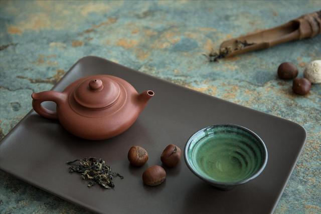 冬天天气冷这3种“凉性茶叶”要少喝肠胃不好的朋友要注意开云 开云体育平台(图2) 冬天天气冷这3种“凉性茶叶”要少喝肠胃不好的朋友要注意开云 开云体育平台(图2)