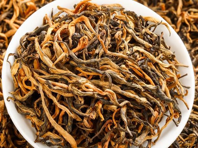 冬天天气冷这3种“凉性茶叶”要少喝肠胃不好的朋友要注意开云 开云体育平台(图8) 冬天天气冷这3种“凉性茶叶”要少喝肠胃不好的朋友要注意开云 开云体育平台(图8)