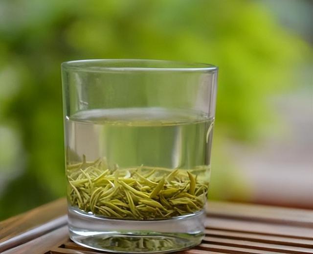 开云 开云体育平台如何分辨茶叶的优劣?里面大有乾坤老茶客教你轻松拿下天然好茶(图12) 开云 开云体育平台如何分辨茶叶的优劣?里面大有乾坤老茶客教你轻松拿下天然好茶(图12)