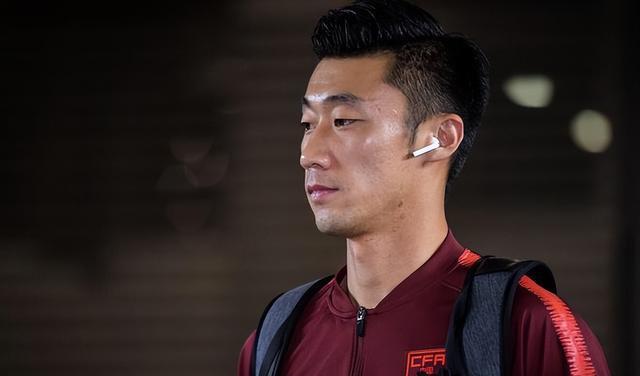 李铁被抓陆续供出同被抓前还在推销茶叶红枣判他几年合适?开云 开云体育(图2) 李铁被抓陆续供出同被抓前还在推销茶叶红枣判他几年合适?开云 开云体育(图2)