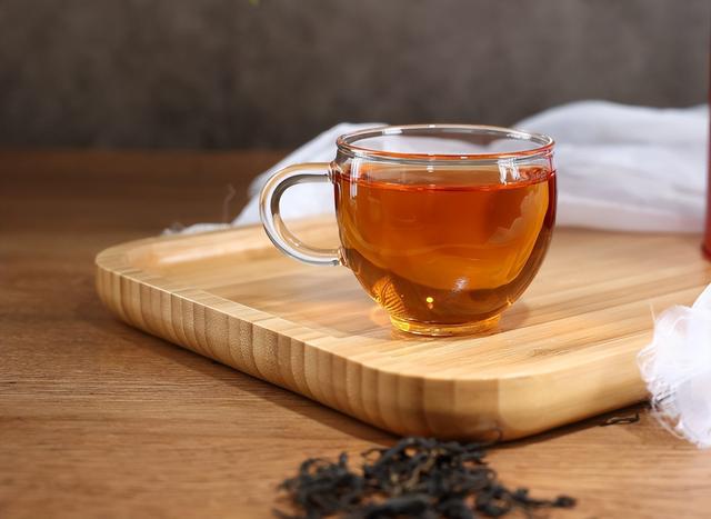 开云 开云体育平台路边上“散称”的茶能放心喝吗?行家:白送都不能要费钱伤身(图10) 开云 开云体育平台路边上“散称”的茶能放心喝吗?行家:白送都不能要费钱伤身(图10)