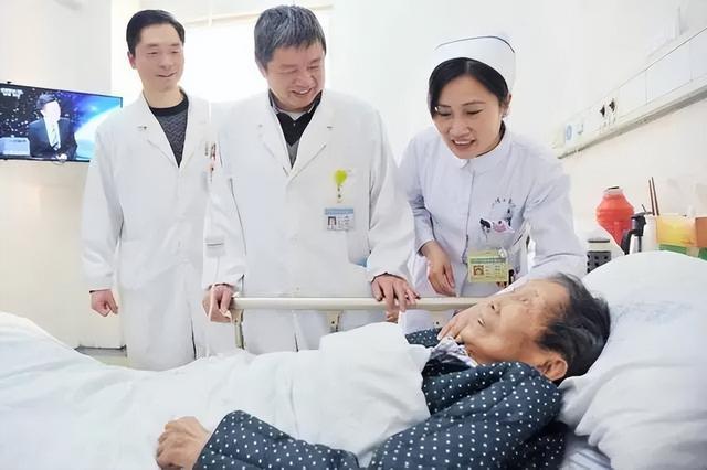 世卫组织呼吁:停止饮用“1茶叶”或比喝酒还伤肝建议早处理开云 开云体育(图5) 世卫组织呼吁:停止饮用“1茶叶”或比喝酒还伤肝建议早处理开云 开云体育(图5)