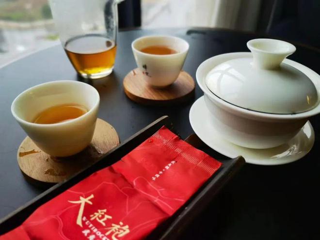 开云体育 开云官网【路开原创】一包茶叶(谢平)(图2) 开云体育 开云官网【路开原创】一包茶叶(谢平)(图2)