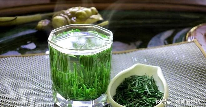 都是茶叶红茶、绿茶开云体育 开云官网可不一样冬天喝茶温和红茶才是第一选择(图3) 都是茶叶红茶、绿茶开云体育 开云官网可不一样冬天喝茶温和红茶才是第一选择(图3)