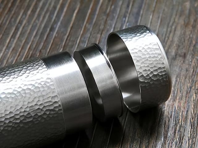 开云 开云体育平台为什么越来越多人存茶不用紫砂茶叶罐而用锡罐有这3个原因(图10) 开云 开云体育平台为什么越来越多人存茶不用紫砂茶叶罐而用锡罐有这3个原因(图10)