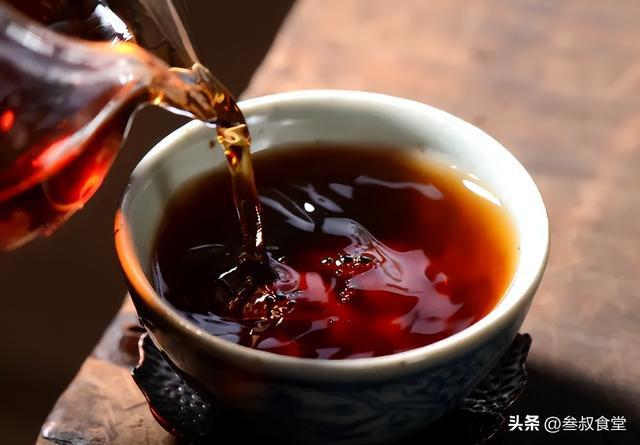 泡茶用“沸水”还是“温水”更好喝?老茶客:要视茶叶特性而开云体育 开云官网定(图3) 泡茶用“沸水”还是“温水”更好喝?老茶客:要视茶叶特性而开云体育 开云官网定(图3)