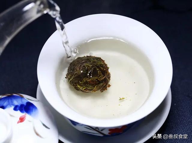 泡茶用“沸水”还是“温水”更好喝?老茶客:要视茶叶特性而开云体育 开云官网定(图4) 泡茶用“沸水”还是“温水”更好喝?老茶客:要视茶叶特性而开云体育 开云官网定(图4)