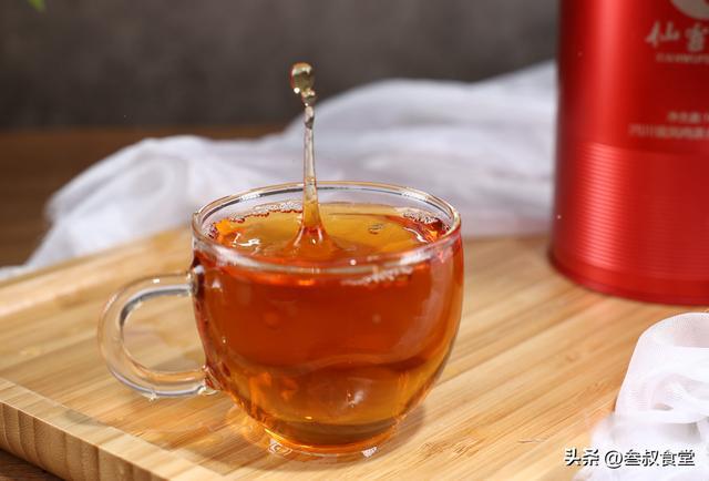泡茶用“沸水”还是“温水”更好喝?老茶客:要视茶叶特性而开云体育 开云官网定(图7) 泡茶用“沸水”还是“温水”更好喝?老茶客:要视茶叶特性而开云体育 开云官网定(图7)