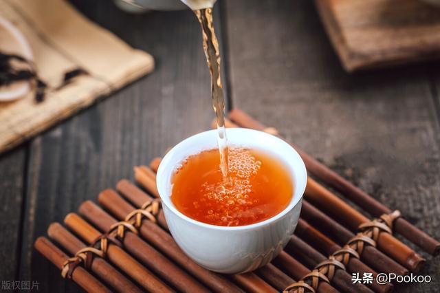 开云体育 开云官网揭秘食品陷阱:揭秘茶叶造假手段(图2) 开云体育 开云官网揭秘食品陷阱:揭秘茶叶造假手段(图2)