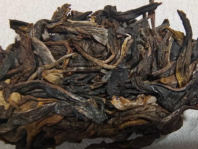 茶叶市场的残酷真相:茶玩的是圈子!出了圈子不过一开云体育 开云官网堆叶子(图1) 茶叶市场的残酷真相:茶玩的是圈子!出了圈子不过一开云体育 开云官网堆叶子(图1)