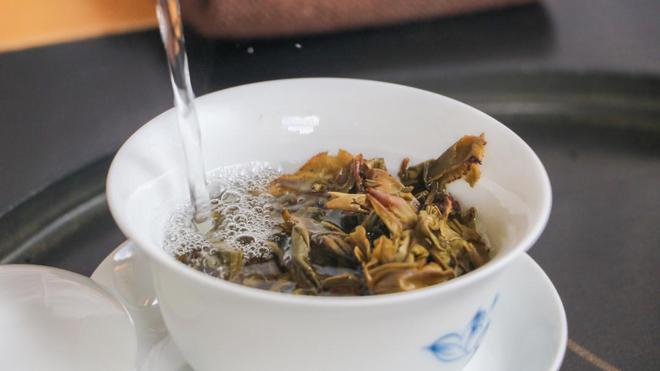 茶叶市场的残酷真相:茶玩的是圈子!出了圈子不过一开云体育 开云官网堆叶子(图12) 茶叶市场的残酷真相:茶玩的是圈子!出了圈子不过一开云体育 开云官网堆叶子(图12)