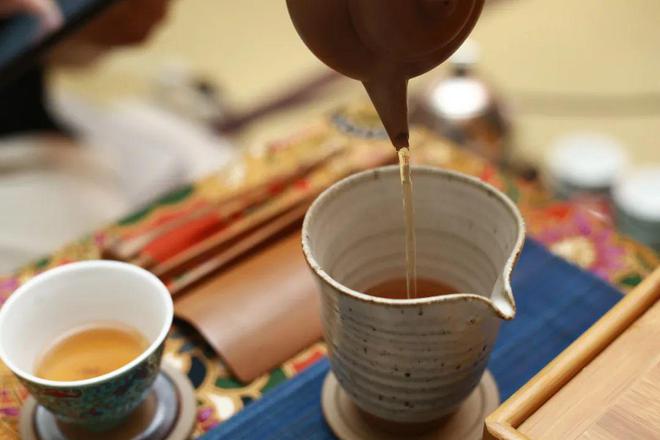 Kaiyun 开云春鲜夏涩秋茶香四季之茶各有何特点?(图2) Kaiyun 开云春鲜夏涩秋茶香四季之茶各有何特点?(图2)
