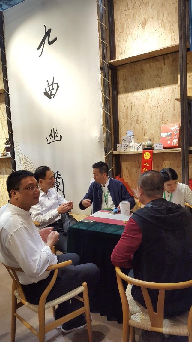 开云体育 kaiyun.com 官网入口中国茶叶被外国人嘲讽后他立志打造国际知名品牌!(图4) 开云体育 kaiyun.com 官网入口中国茶叶被外国人嘲讽后他立志打造国际知名品牌!(图4)