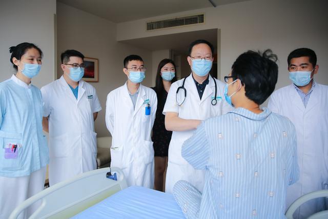 开云 开云体育77岁院士呼吁:停止饮用1“茶叶”或比烟酒还伤肝建议早处理(图11) 开云 开云体育77岁院士呼吁:停止饮用1“茶叶”或比烟酒还伤肝建议早处理(图11)