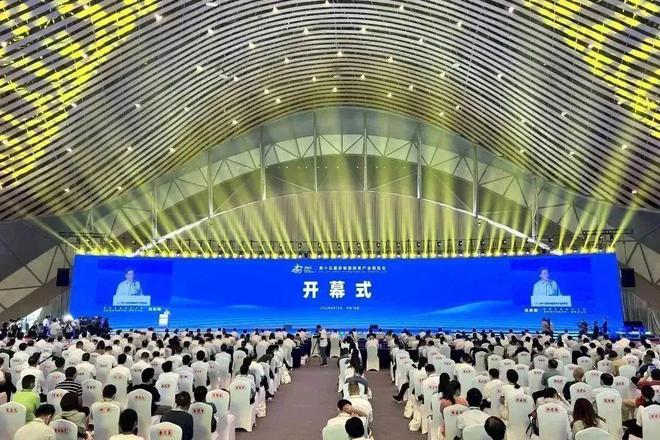 Kaiyun 开云100个精彩瞬间告诉你2022年“说茶”在干什么?(图48) Kaiyun 开云100个精彩瞬间告诉你2022年“说茶”在干什么?(图48)