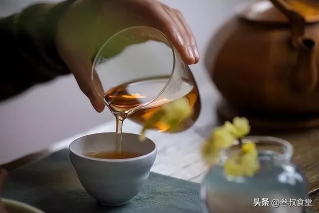 茶叶过开云体育 开云平台期了还能喝吗?不同茶叶的“最佳饮用期”是多久?建议了解(图4) 茶叶过开云体育 开云平台期了还能喝吗?不同茶叶的“最佳饮用期”是多久?建议了解(图4)