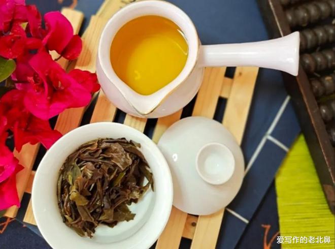 开云 开云体育平台为什么街边的茶叶店几乎没什么生意却不会倒闭?(图6) 开云 开云体育平台为什么街边的茶叶店几乎没什么生意却不会倒闭?(图6)