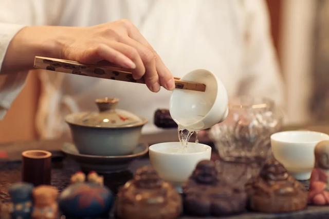 茶源于中国盛行于世界——关于茶文化你了解多少?开云体育 开云官网(图2) 茶源于中国盛行于世界——关于茶文化你了解多少?开云体育 开云官网(图2)