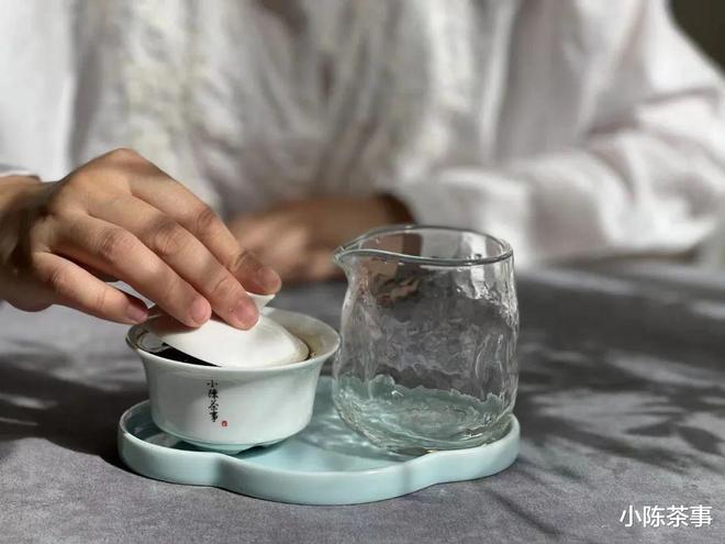 一个人喝岩茶开云体育 kaiyun.com 官网入口有没有简单点的泡法?老茶客帮你总结了4种方法(图8) 一个人喝岩茶开云体育 kaiyun.com 官网入口有没有简单点的泡法?老茶客帮你总结了4种方法(图8)